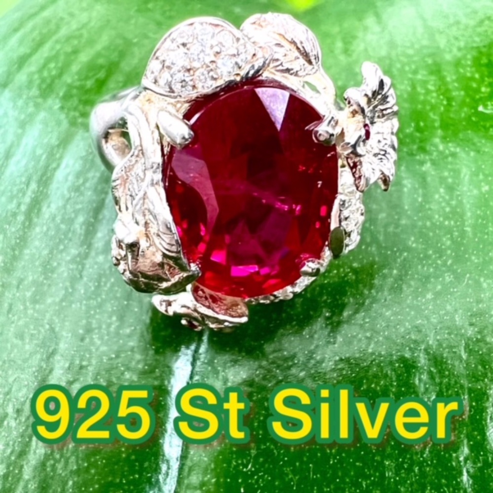 NWT ELEGANT 8 Ct NATURAL RED RUBY & CZ FLOWERS 925 SILVER JEWELRY RING